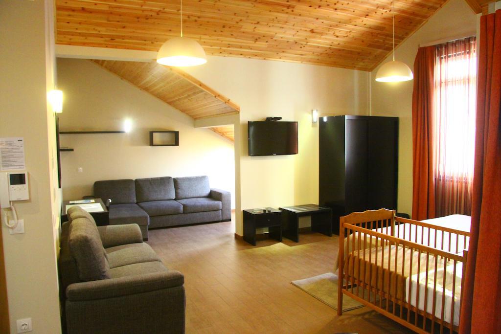 Apartamentos Kosmos Horta  Cameră foto
