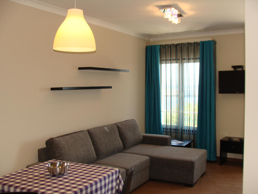 Apartamentos Kosmos Horta  Cameră foto