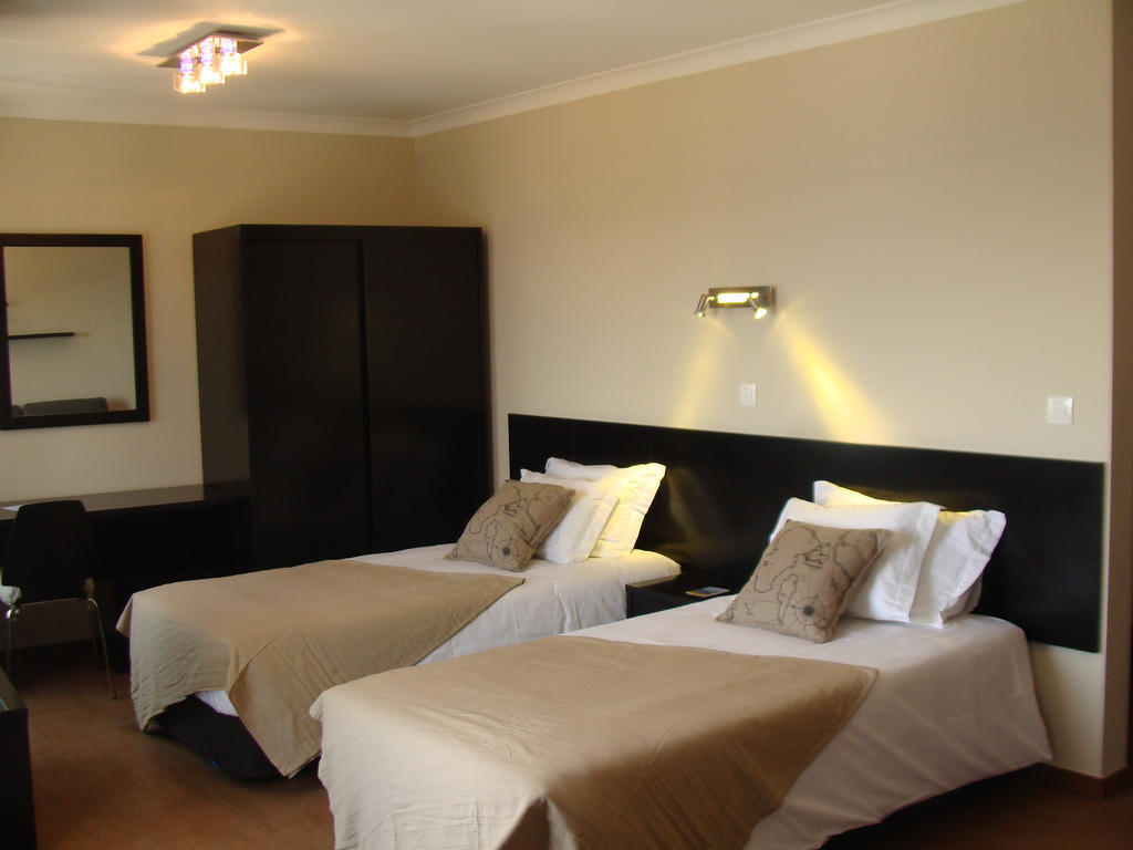 Apartamentos Kosmos Horta  Cameră foto