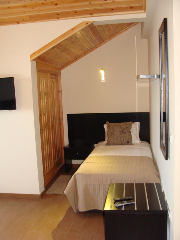 Apartamentos Kosmos Horta  Cameră foto